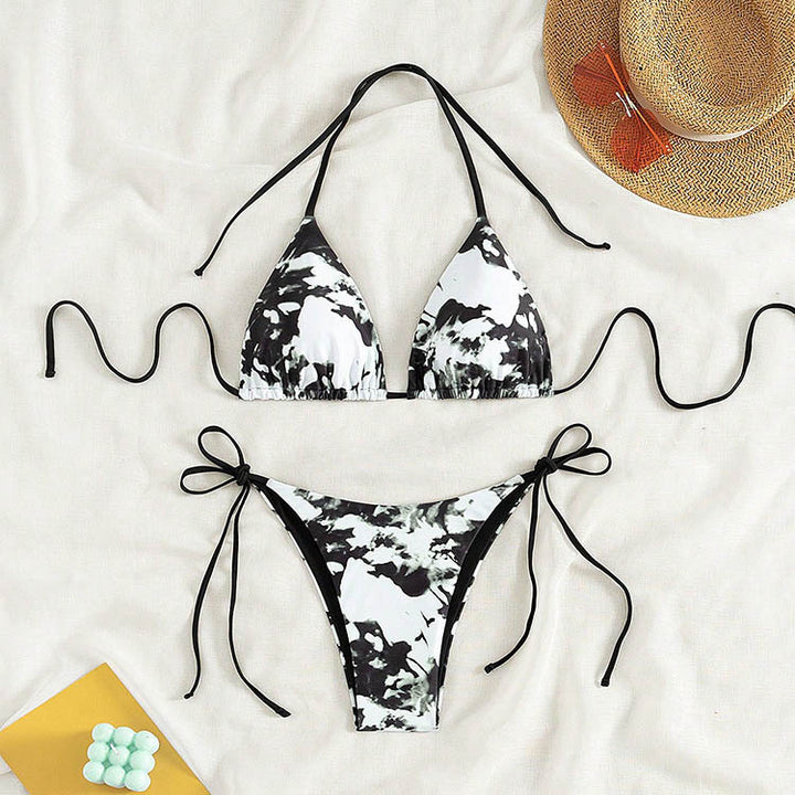 Dame Triangel Bikini med justerbare bindebånd og raffineret flæse-design Skovae