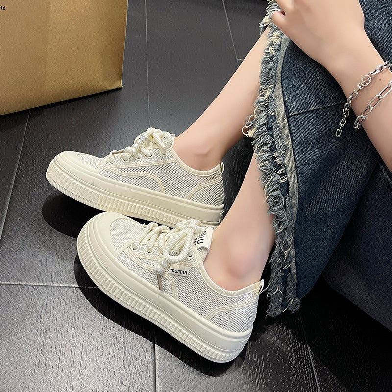 Dame plateausneakers med trendy netdesign og fashionable snøresystem Stilla