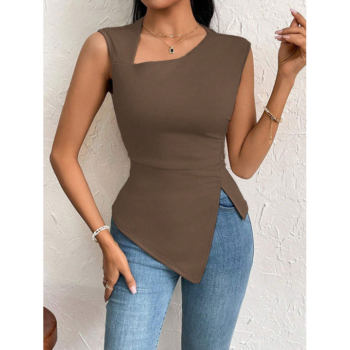 Damen Schnittiges Oberteil mit asymmetrischem Saum und figurbetontem Design Skovae