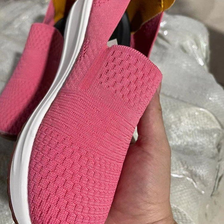 Dame åndbare Slip-On Sneakers med skridsikker sål og fleksibelt strik-overmateriale Stilla