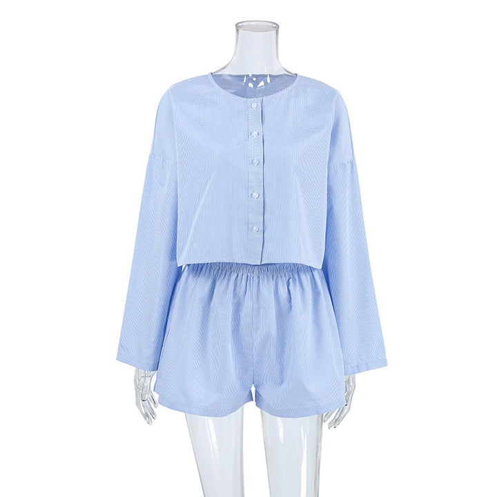 Dame afslappet cropped bluse- og shorts-sæt med vidde skårne ærmer og knapdetaljer Stilla