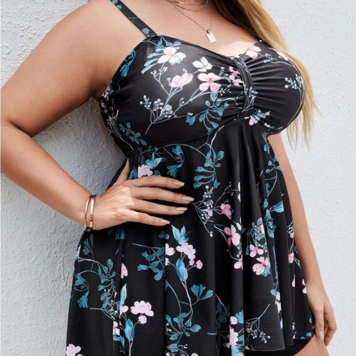 Dame sportligt tankini-sæt med blomstret top og shorts Skovae