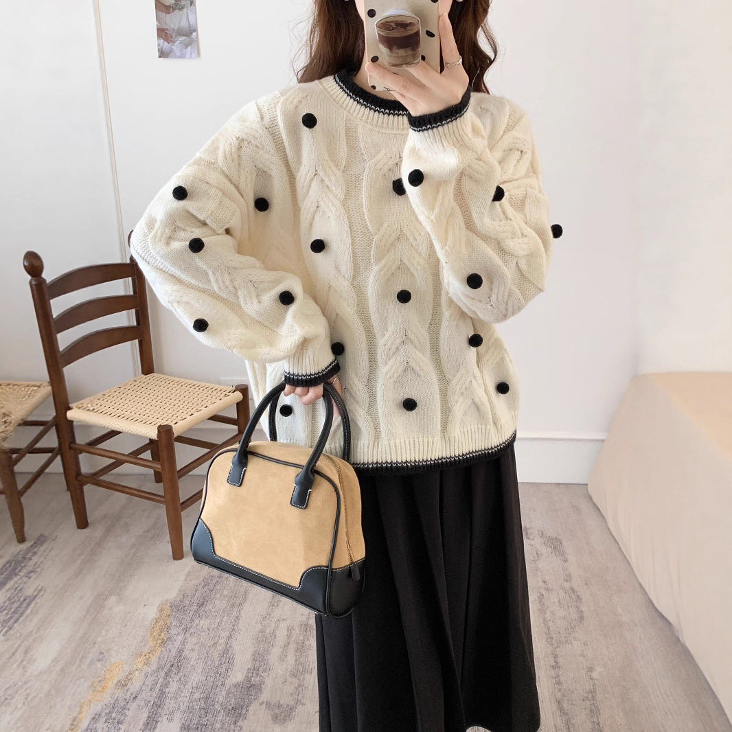 Kvinders chunky strik oversized sweater med afslappet kabelmønster og legende applikationer Stilla