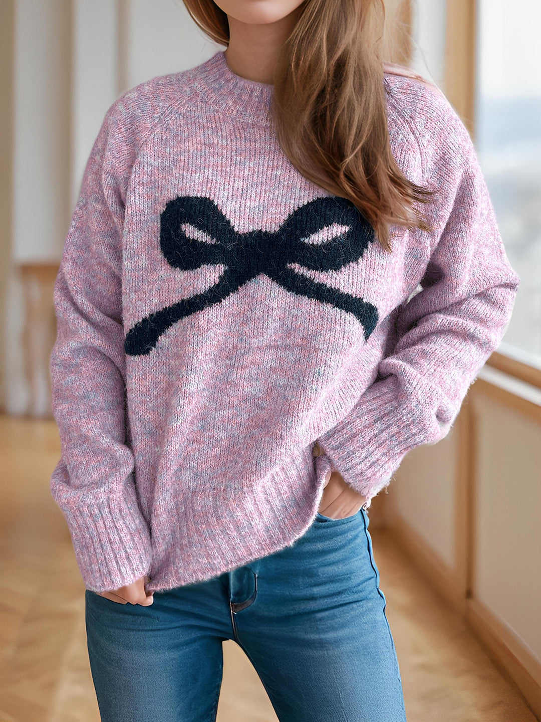 Kvindernes hyggelige sweater med sløjfemotiv Stilla