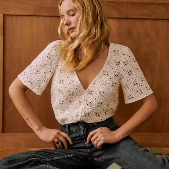 Dame elegant spids bluse med voluminøse ærmer og fin V-udskæring Stilla