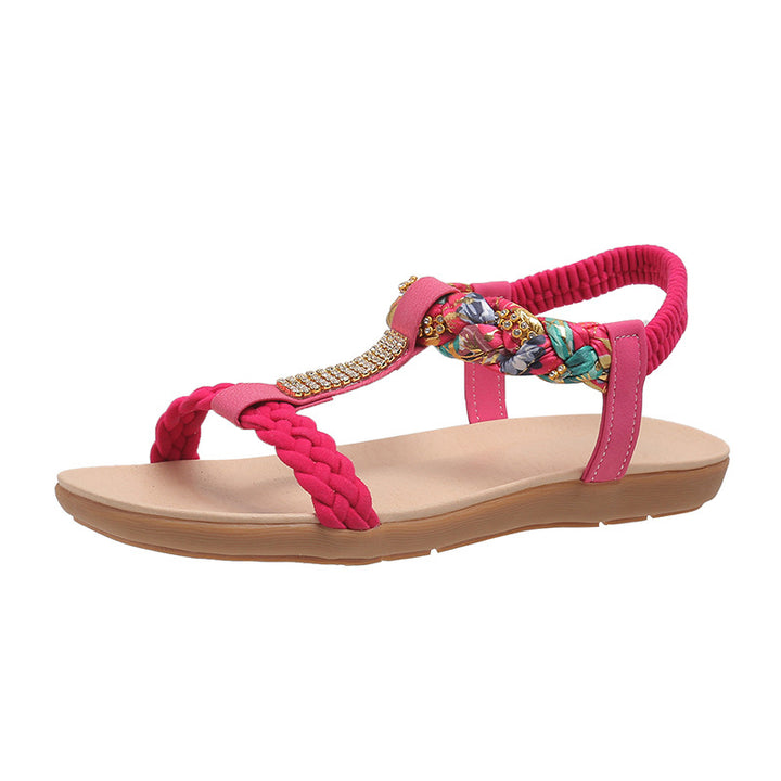 Dame sandaler i fashionable flet-design med elegante smykkedetaljer Stilla