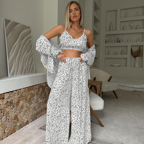 Dame Loungewear Sæt med Oversized Skjorte og Bredt Bukse-design Stilla