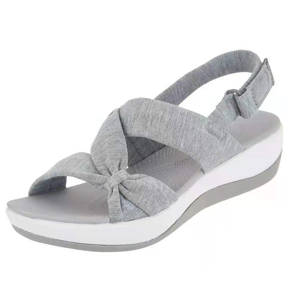 Dame komfortable sandaler med fleksibel sål og dekorativ knude Stilla