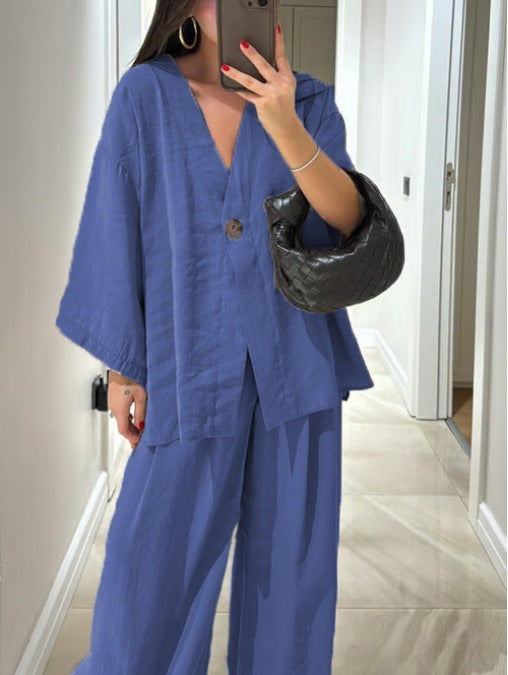 Dame loungewear-sæt med løs pasform og elegant knapdetaljering Stilla