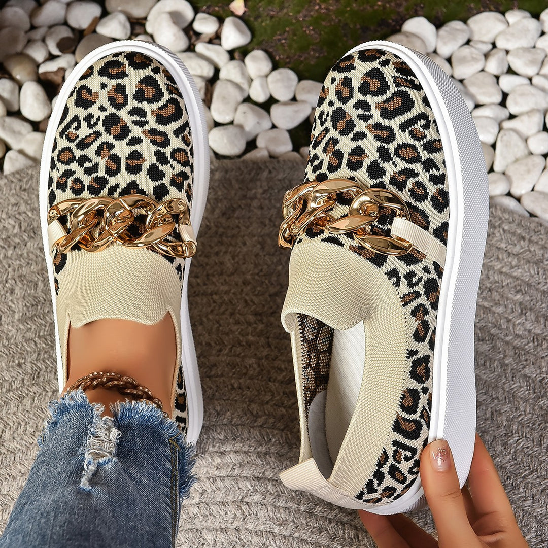 Dame Sneakers med fashionable metal kæde applikationer og komfortabel gummisål Stilla