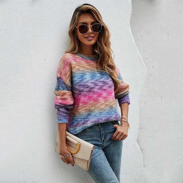Damers fashionable sweater med unik farvegradient Stilla