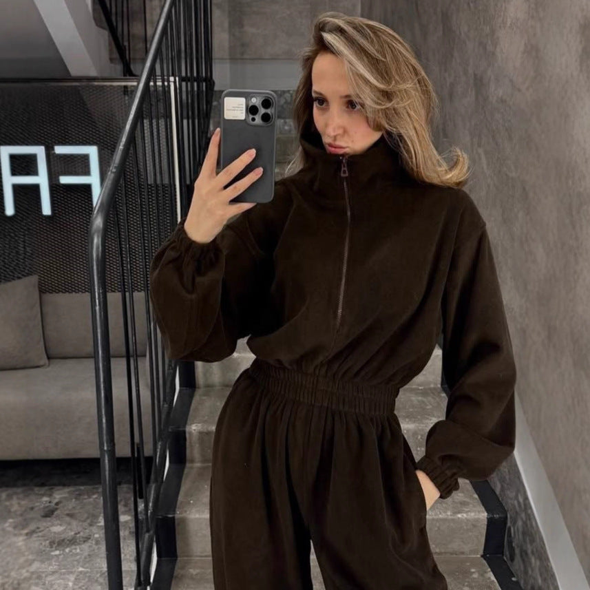 Kvinders fleece jumpsuit med høj krave og elastisk talje