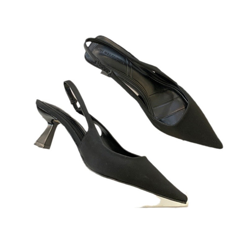 Dame Slingback Højhælede med elegant spids design og moderne blokhælkonstruktion Stilla