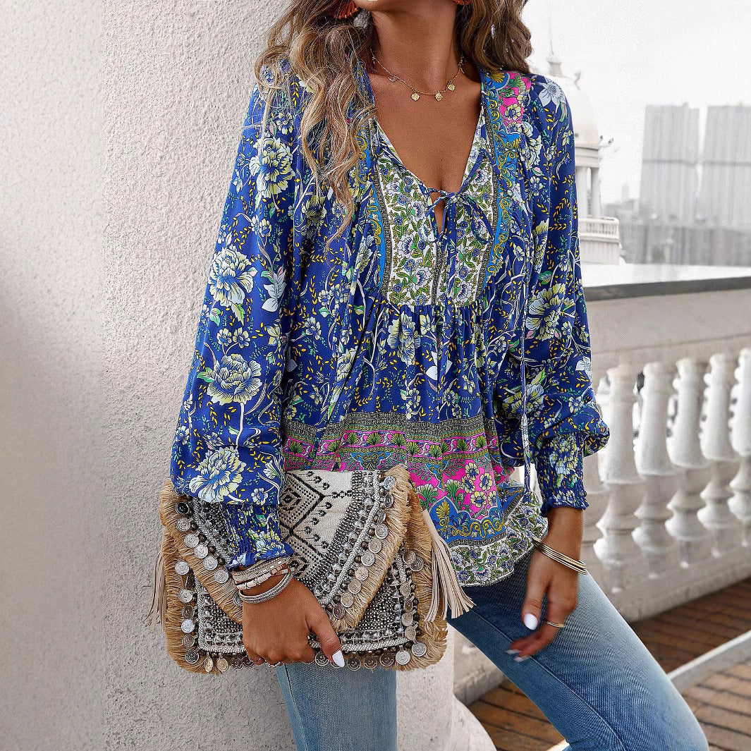 Dame Boho-stil bluse med blomsterprint og brede ærmer Stilla