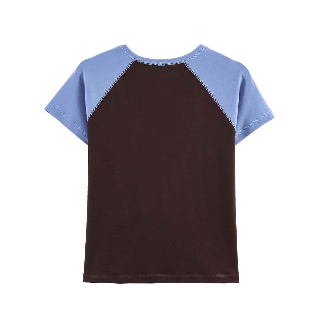 Dame Sporty T-shirt med kontrastærmer og afslappet snit Skovae