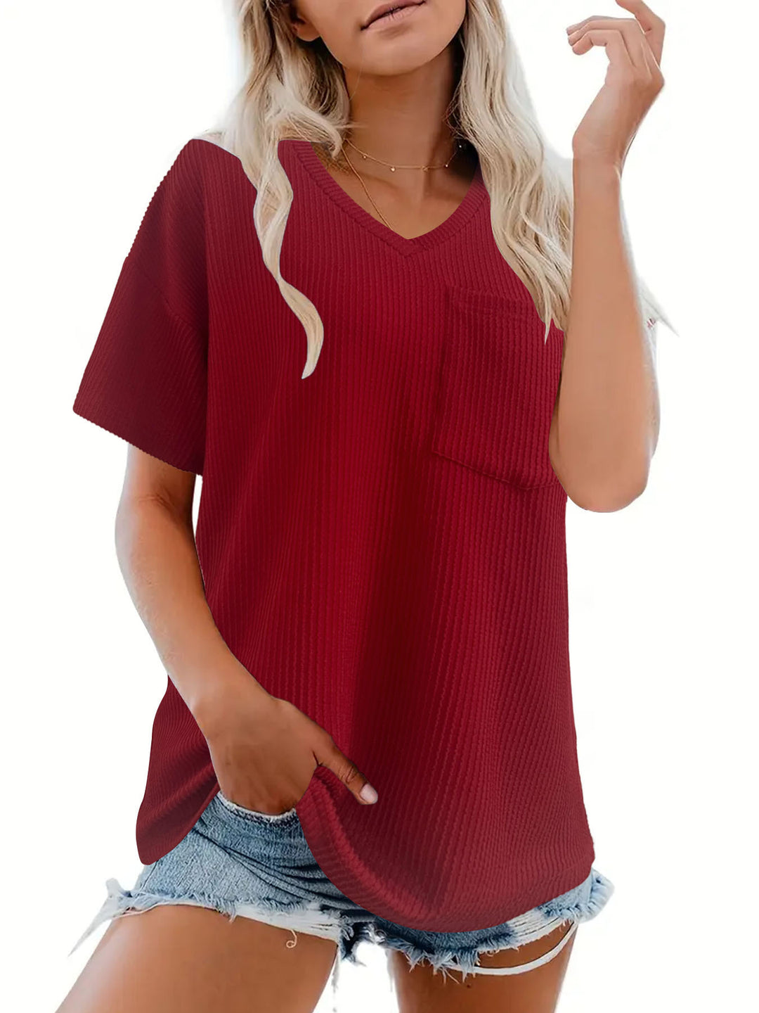 Dame afslappet V-hals T-shirt med brystlomme og fin ribstruktur Stilla