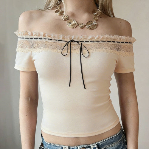 Damen Off-Shoulder Oberteil mit Spitzenverzierungen und taillierter Passform Skovae