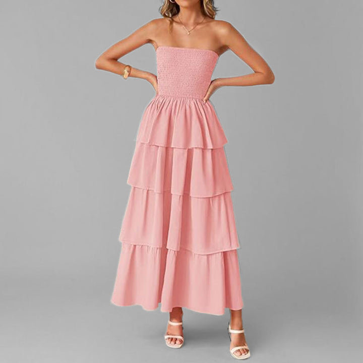 Kvinders maxi kjole med off-the-shoulder design og voluminøs tiered nederdel Stilla