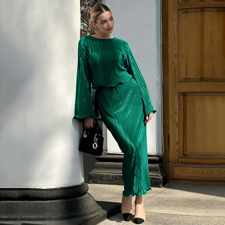 Dame sæt bestående af langærmet bluse og elegant maxiskørt med ribstruktur Stilla