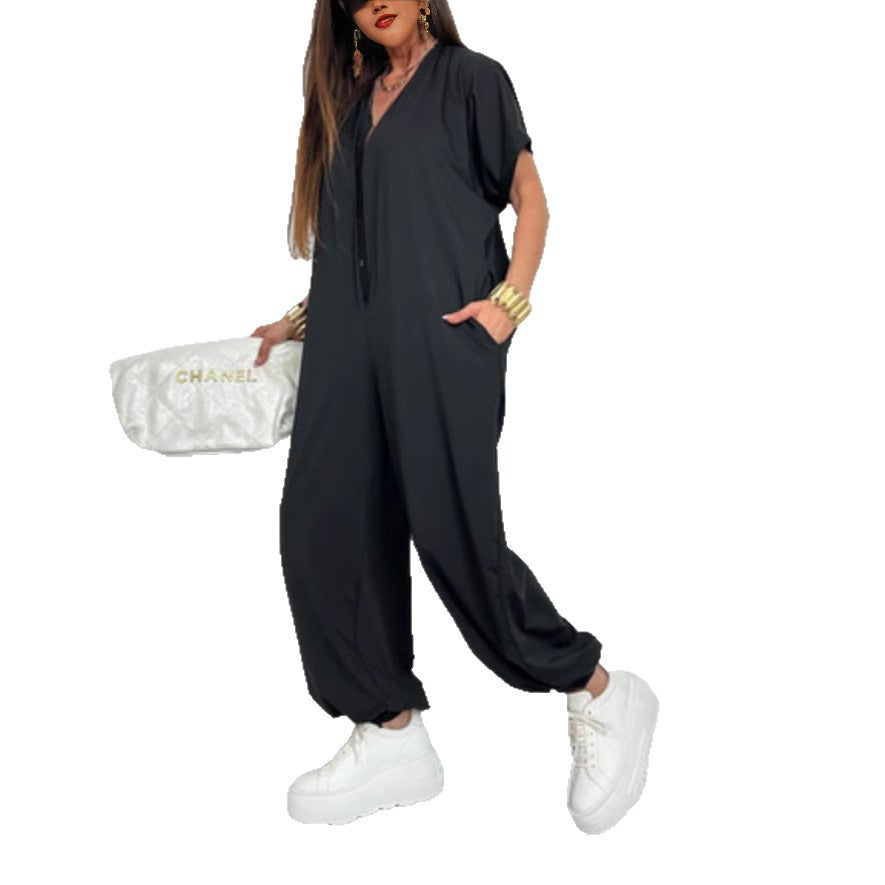 Kvinders oversized jumpsuit med moderne leopardprint og praktiske lommer Stilla