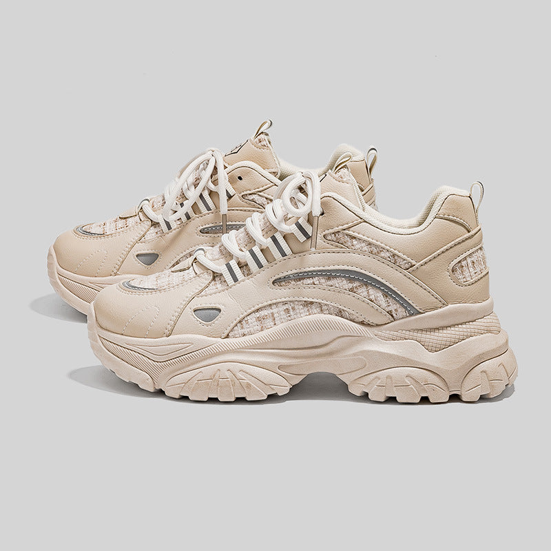 Dame Sporty Sneakers med åndbar tekstilkonstruktion og moderigtige designelementer Stilla