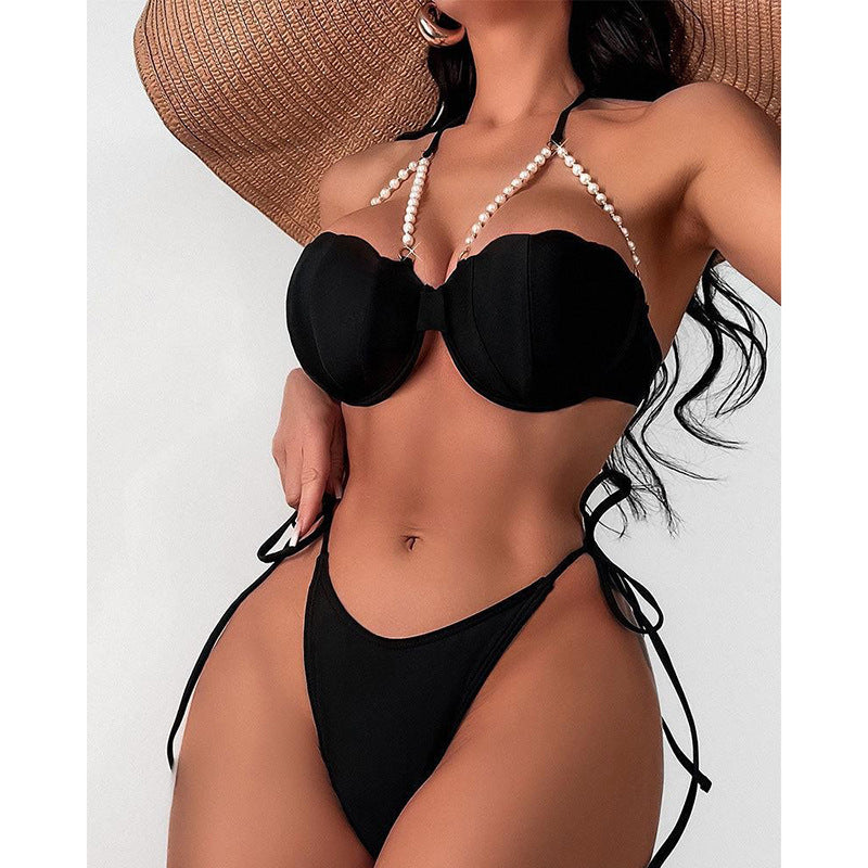 Dame bikini med glitrende musling-detaljer og justerbare stropper Skovae