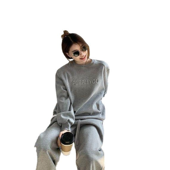 Kvinders Urban Lounge Outfit med oversized sweatshirt og afslappede joggers Skovae