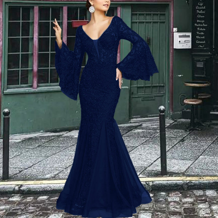 Dame Elegant Havfrue-aftenkjole med glitrende udsmykninger og vidt udsvajende ærmer Stilla