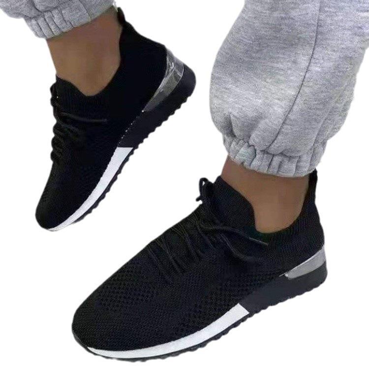 Dame Åndbar Lifestyle Sneakers med højt fleksibelt strikoverdel og skridsikker sål Stilla