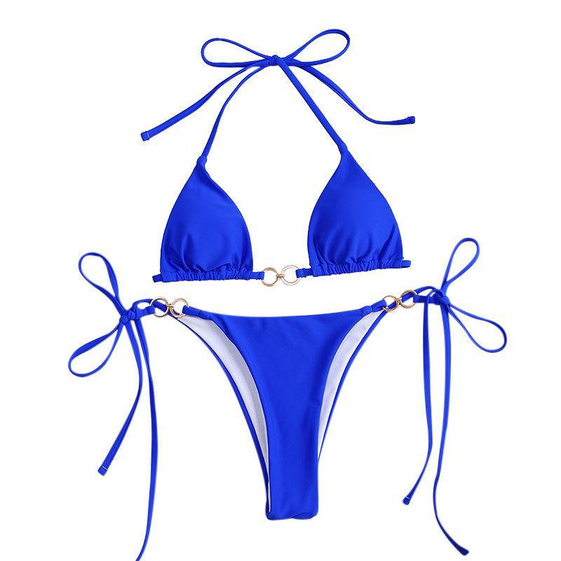 Dame triangelt bikini sæt med raffinerede ruffle detaljer og gyldne accenter Skovae