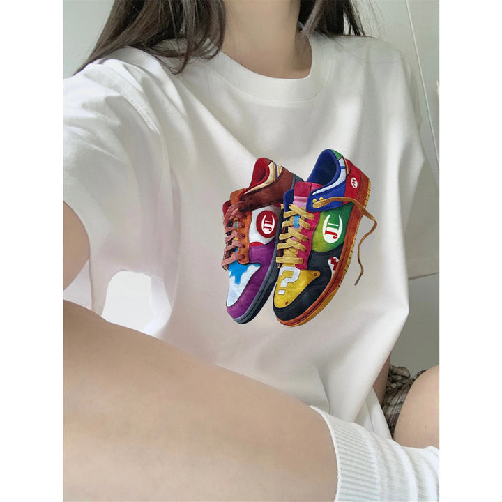 Dame T-shirt med kreativt sneaker-motiv Stilla