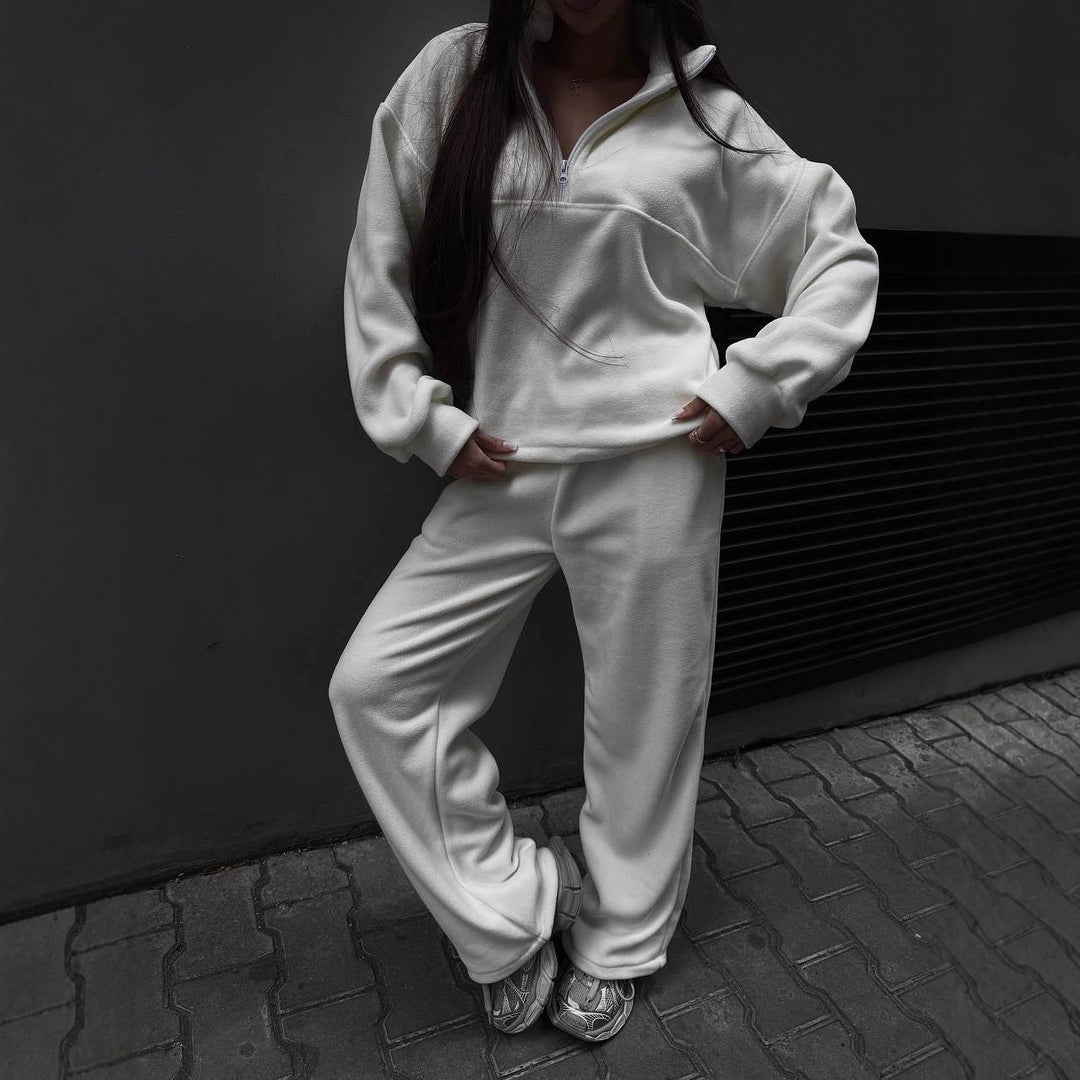 Kvinders sporty fleece træningsdragt med høj krave og lynlås Skovae