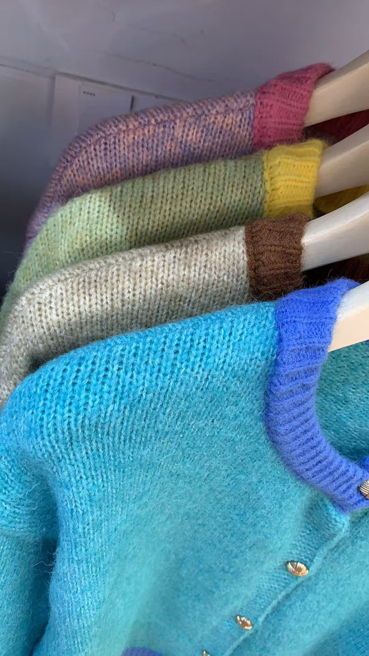 Damer Blød Cardigan med Luksuriøse Knapper og Kontrastmanchetter Stilla