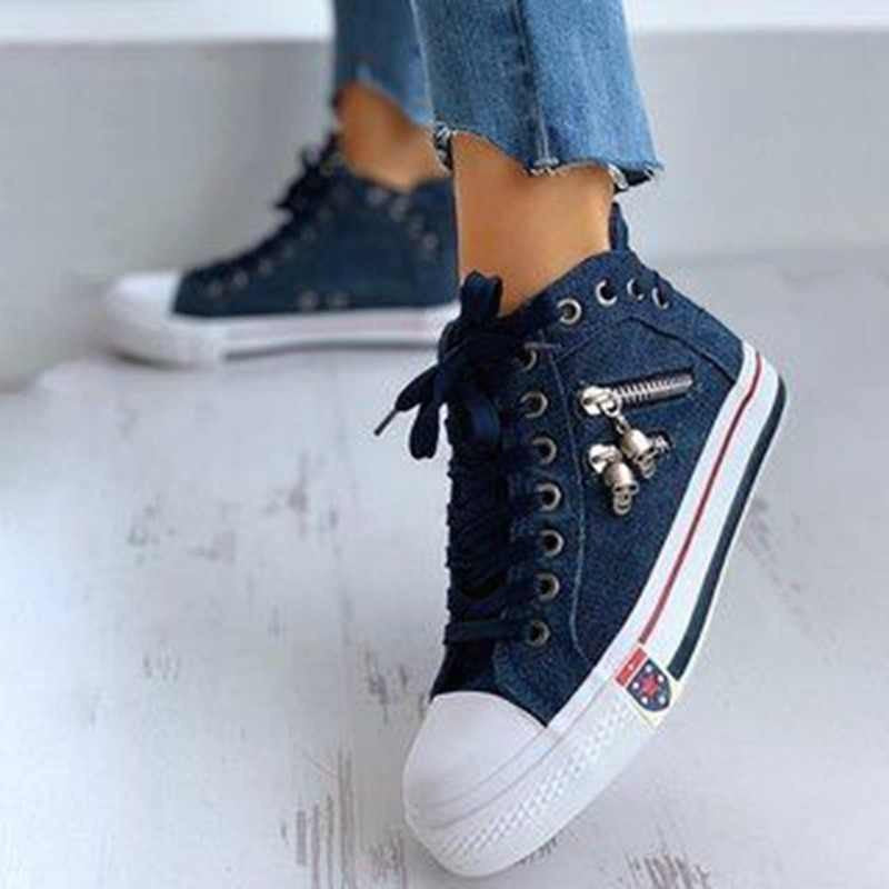 Dame Sneakers med fashionable lynlåsdetaljer og dekorative vedhæng Stilla