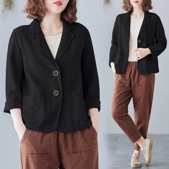 Kvinders afslappede linned blazer med stilfulde kontrastknapper Stilla