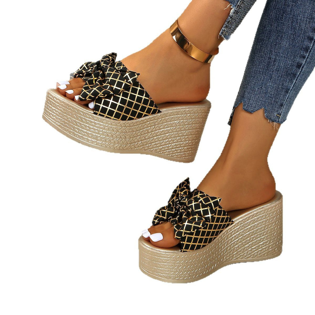 Dame Wedge-sandaler med iøjnefaldende sløjfedetalje og elegant hældesign Stilla