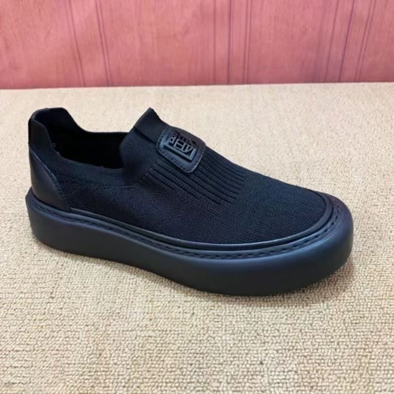 Femme Slip-On Sneakers Stilla