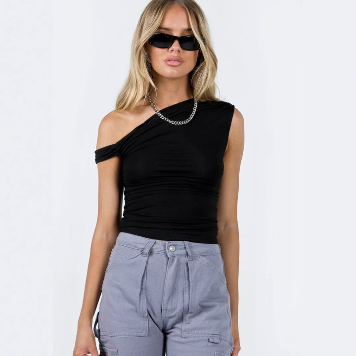Dame Elegant skjorte med asymmetrisk snit og ruche Stilla