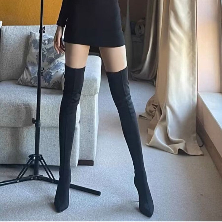 Dame Overknee Støvler med elegant smalt hæl og moderne velour-udseende Stilla