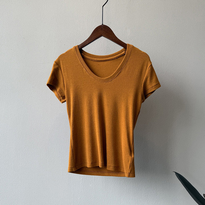 Dame Kortærmet T-shirt med dyb V-udskæring og let, åndbart stof Stilla