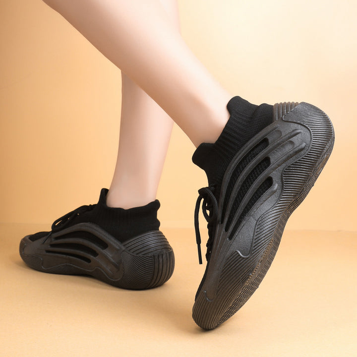 Dame Sporty High-Performance Sneakers med fleksibel strikoverdel og skridsikker sål Stilla