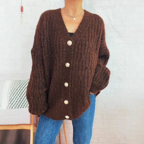 Kvinders oversized cardigan med guldknapdetaljer og blødt materiale Stilla