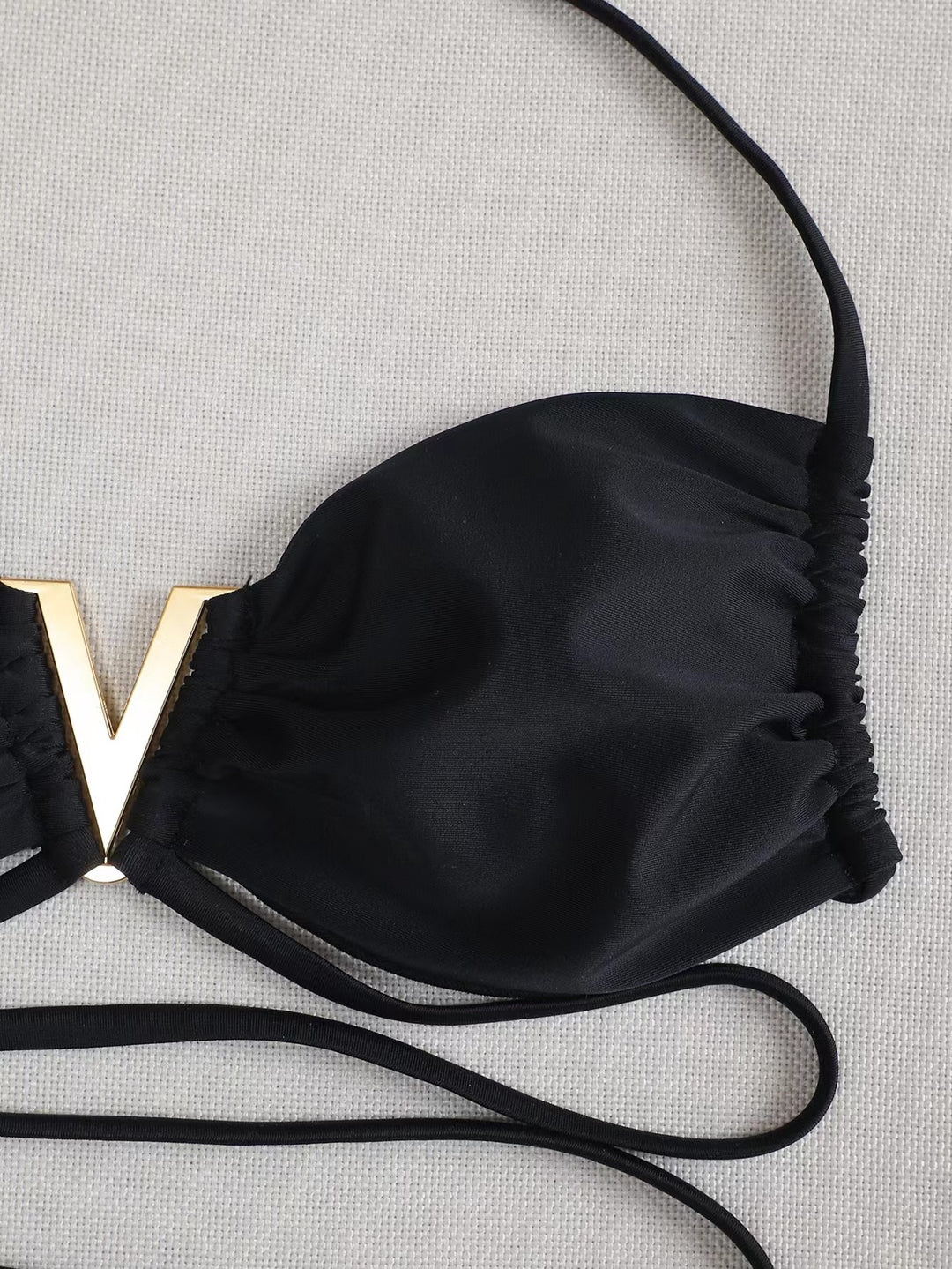 Dame Chic Cut-Out Bikini sæt med indpakningsskørt Stilla