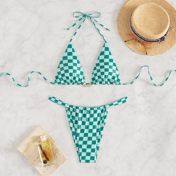 Dame triangel-bikini med moderne ternet design og justerbare bånd Skovae