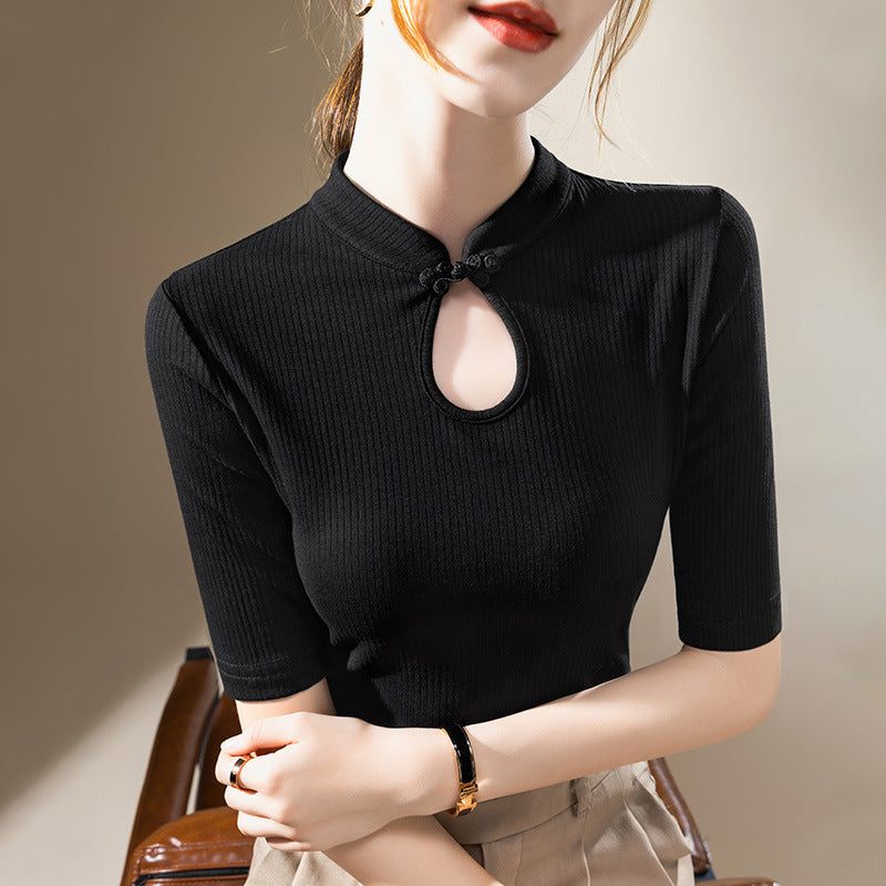Dame kortærmet shirt med elegant nøgleudskæring og moderigtigt ribdesign Stilla