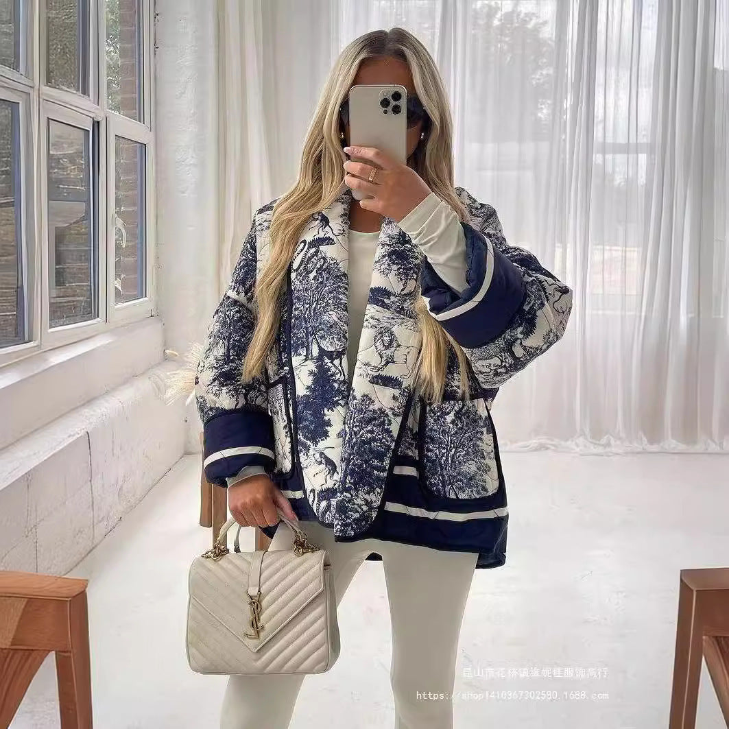 Kvinderne fashionable polstret jakke med elegant revers og praktiske lommer Stilla