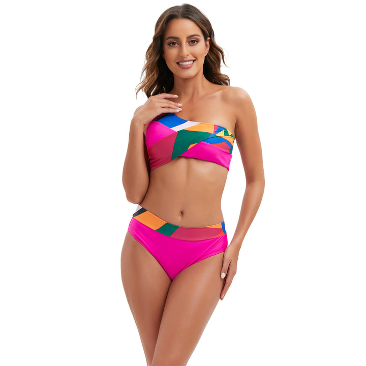 Dame En-sidet, moderigtigt skåret bikini-uge Stilla