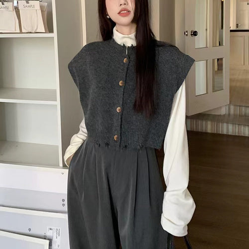 Kvinder cropped cardigan med splitkant og detaljer med træknapper Stilla