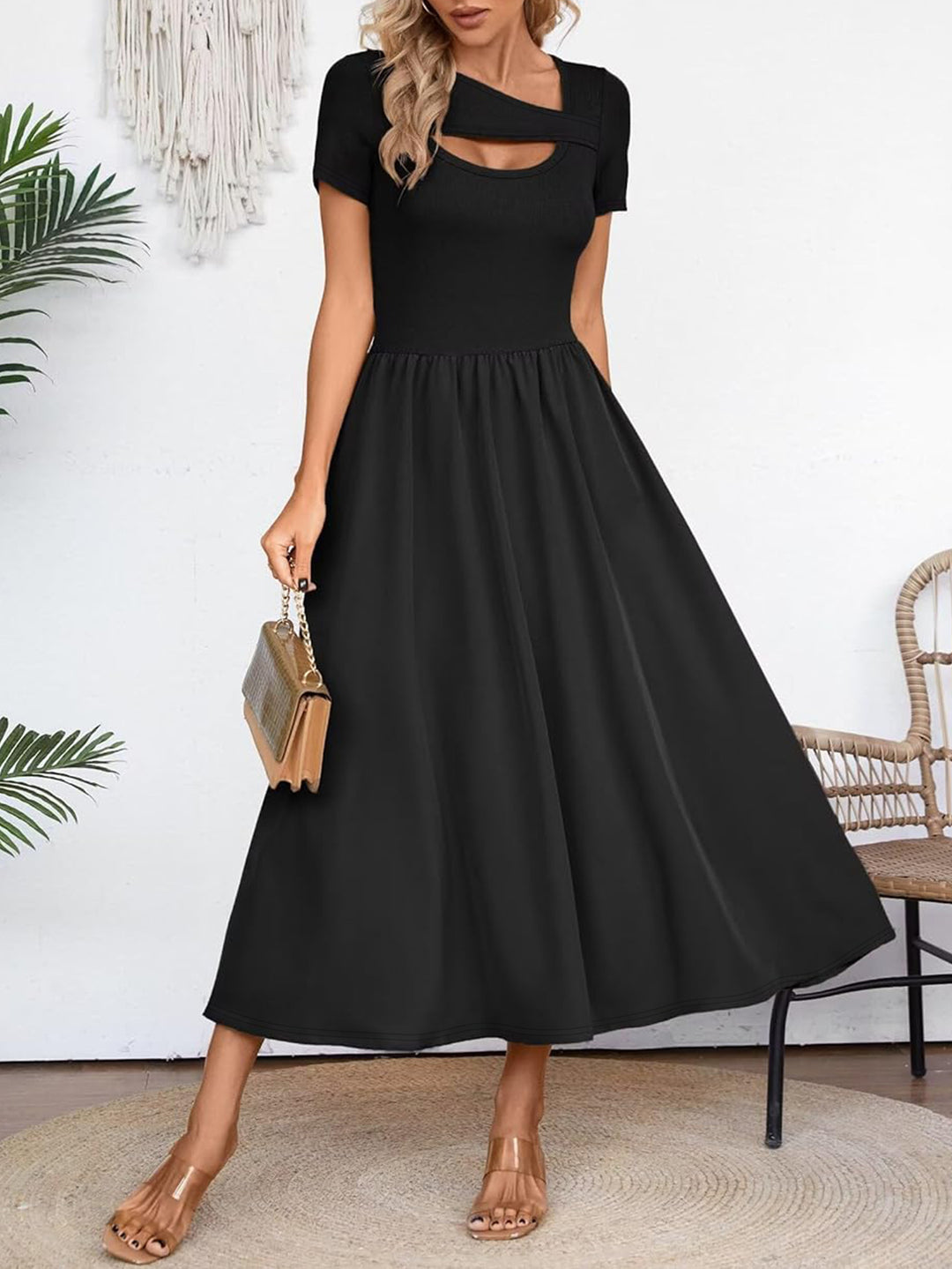 Dame Elegant Maxi-Kjole med innovativt Cut-Out-design og vidde nederdel Stilla
