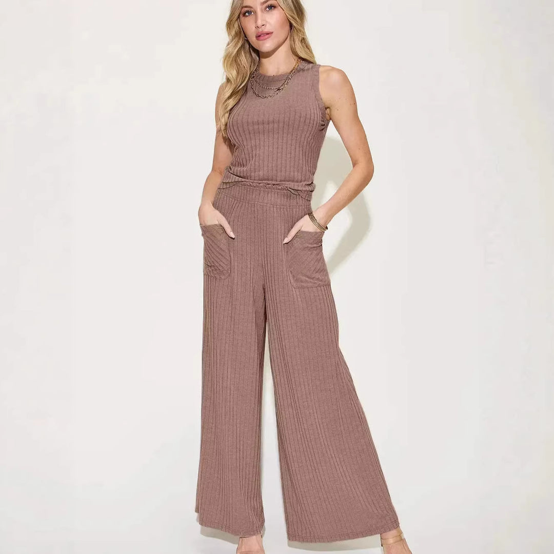 Dame afslappet jumpsuit med bred ben og praktiske lommer Skovae